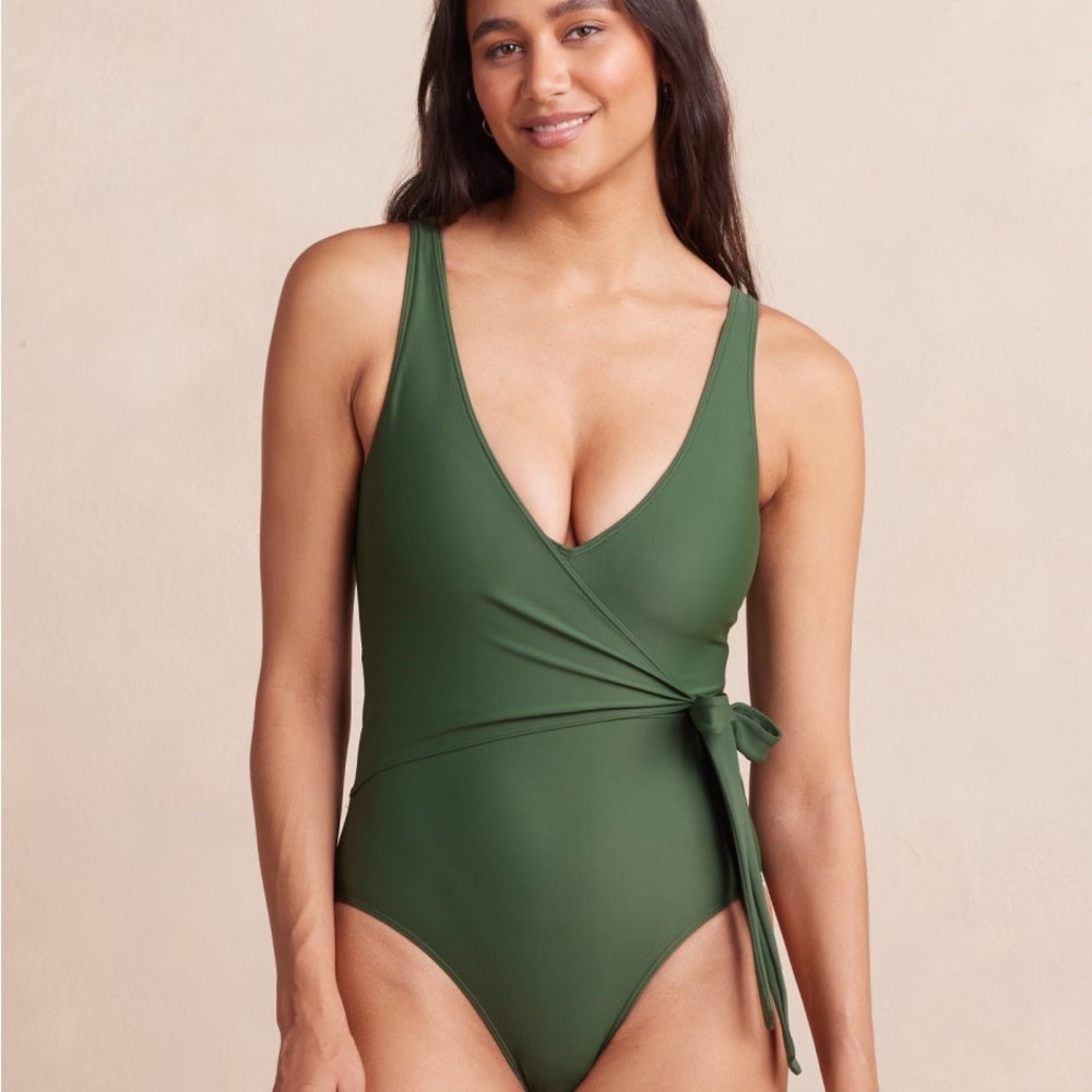 Summersalt “The Perfect Wrap One Piece” swimsuit, size 8 NWT